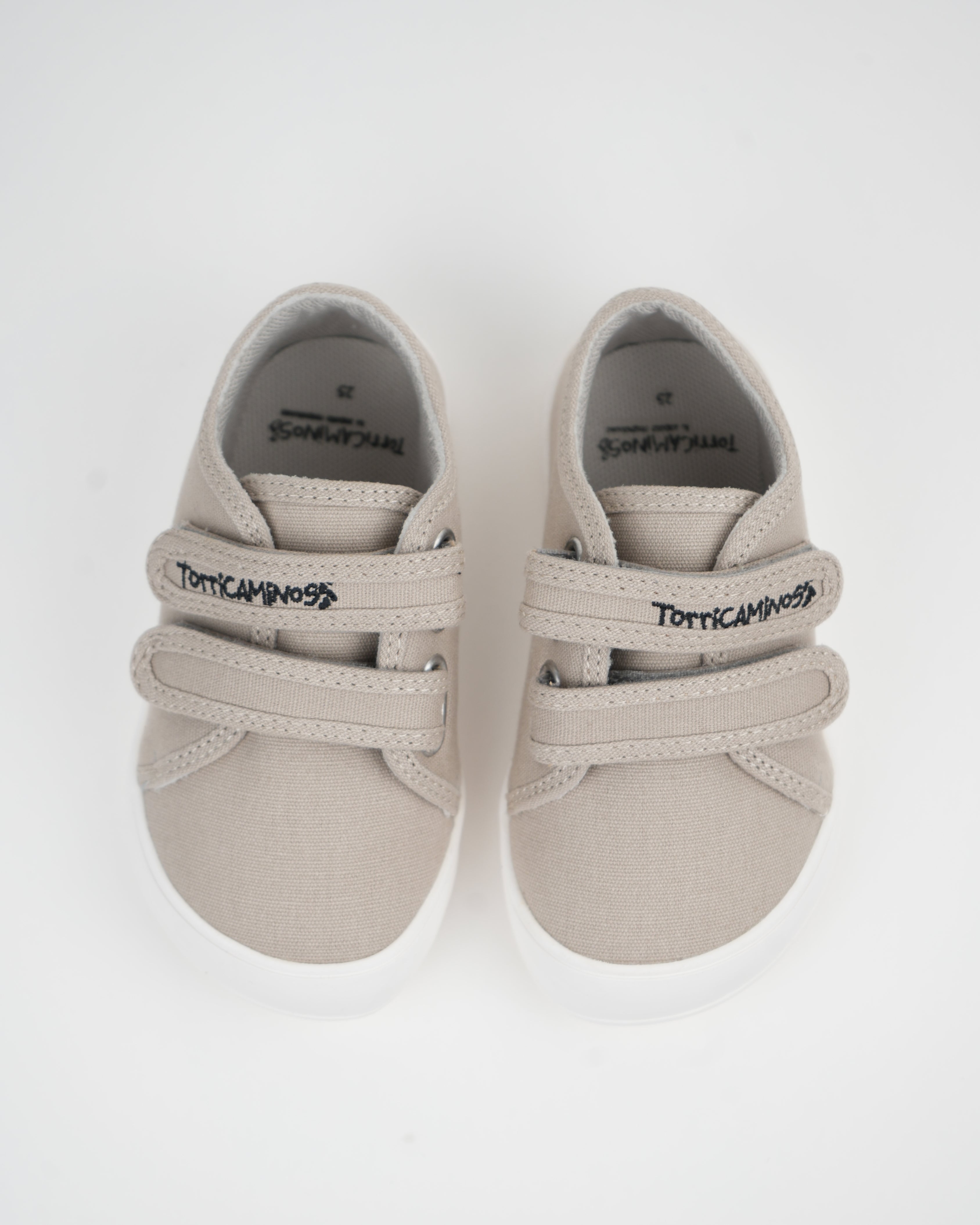 CANVA KIDS GRIS